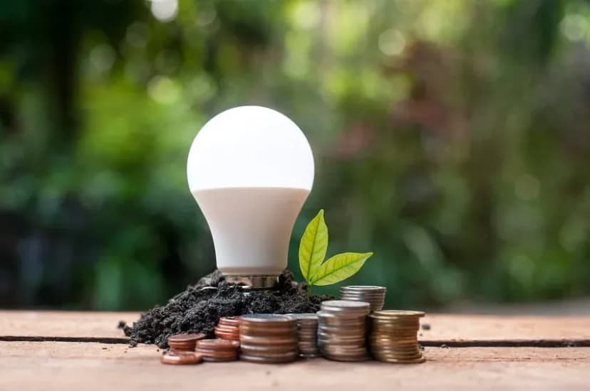 Cost-of-living crisis at work: employers must focus on savings